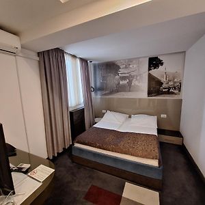 Chambre Standarde Lit King-Size